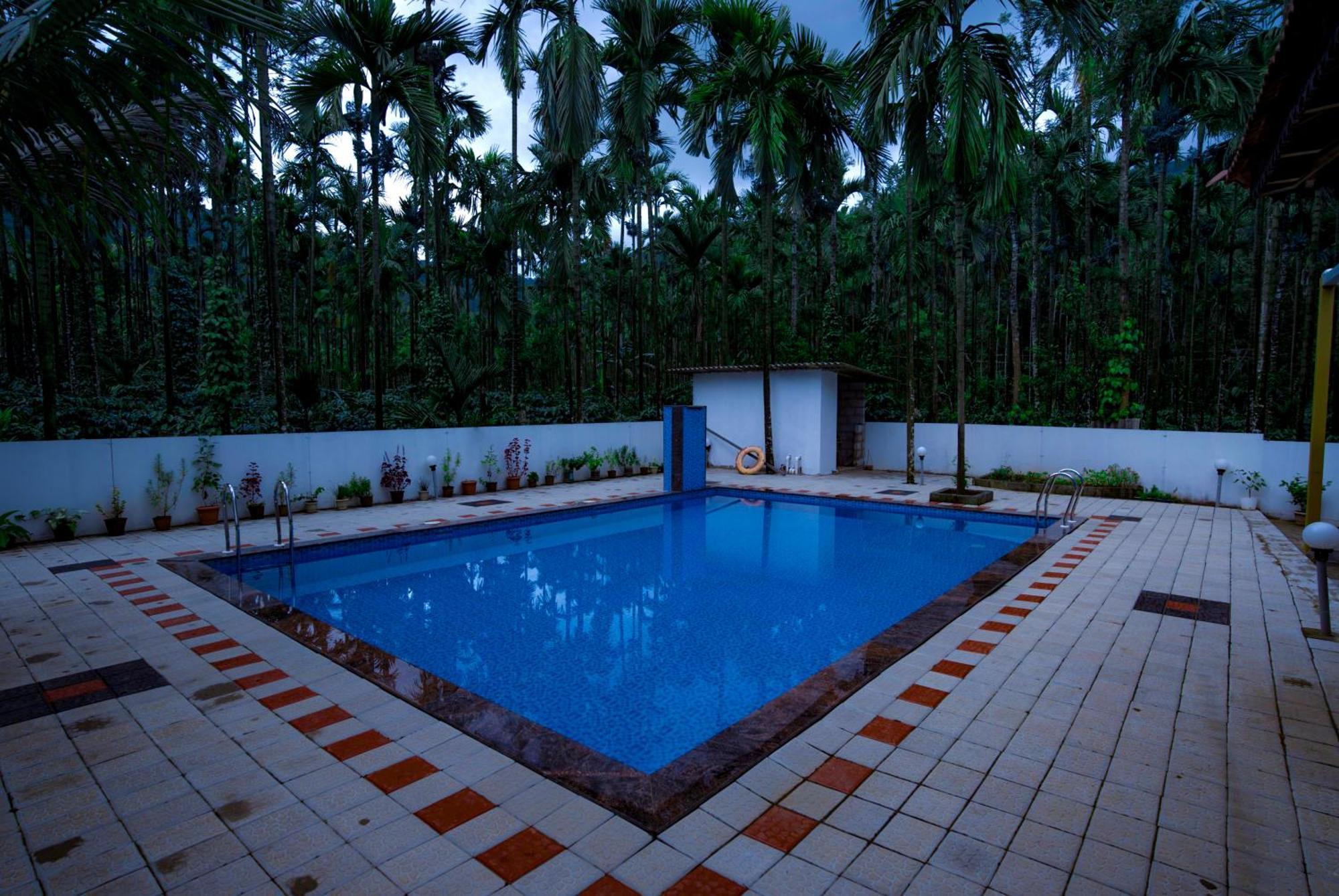 Kalasa Parampara Resort Chikmagalur מראה חיצוני תמונה